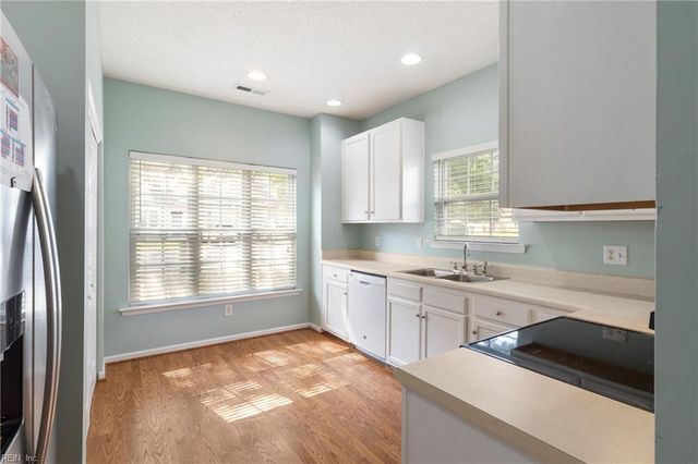103 Kevin CT, Yorktown, VA 23692