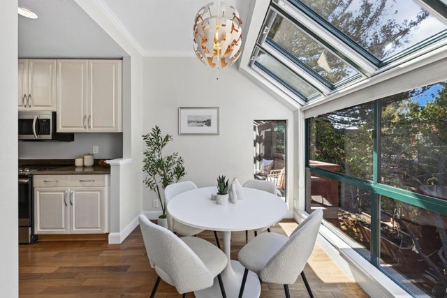 4250 El Camino Real B318, Palo Alto, CA 94306