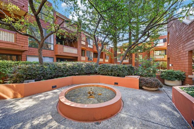 4250 El Camino Real B318, Palo Alto, CA 94306