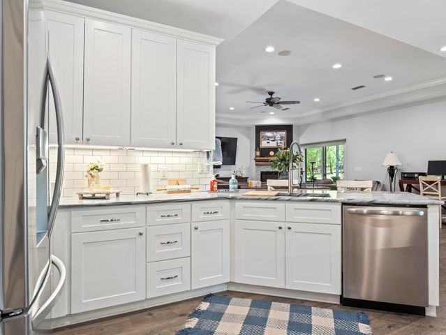 29 Gandesa Way, Hot Springs Village, AR 71909