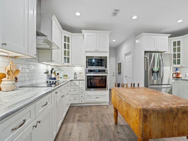 29 Gandesa Way, Hot Springs Village, AR 71909