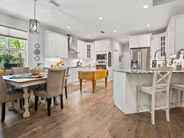 29 Gandesa Way, Hot Springs Village, AR 71909