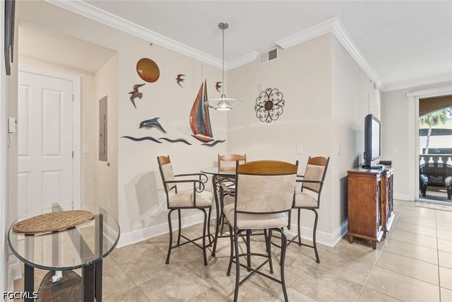 2825 Palm Beach BLVD 203, Fort Myers, FL 33916