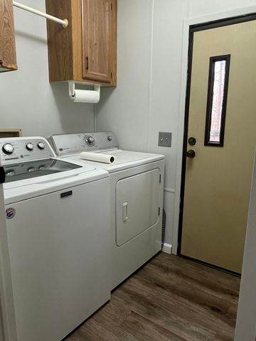 1572 Ivy Branch DR, Blue Ridge, VA 24064