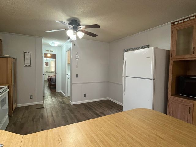 1572 Ivy Branch DR, Blue Ridge, VA 24064