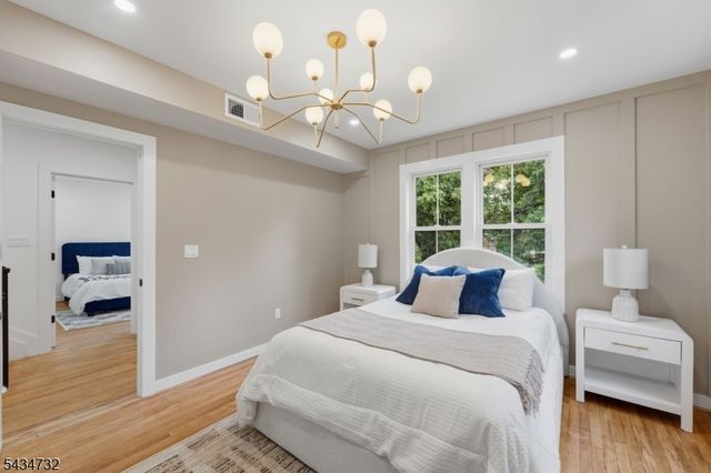 166 Lincoln St, Montclair Twp., NJ 07042