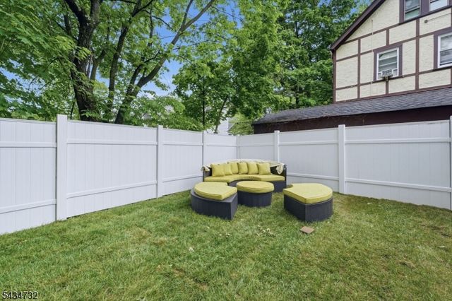 166 Lincoln St, Montclair Twp., NJ 07042