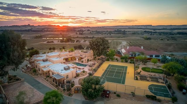 15516 N Friant Road, Friant, CA 93626
