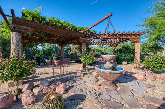 15516 N Friant Road, Friant, CA 93626
