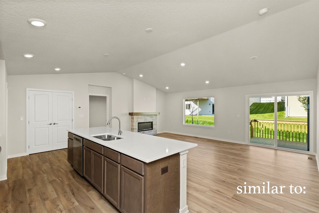 1570 Werthman Drive, Waukee, IA 50263