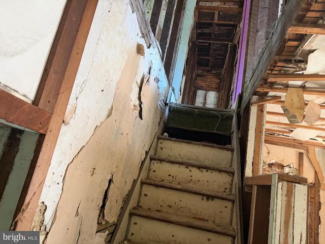 821-823 CHERRY, Camden, NJ 08103