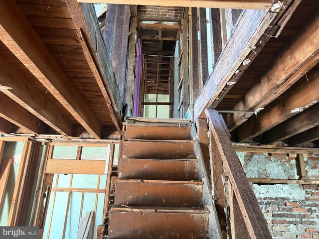 821-823 CHERRY, Camden, NJ 08103