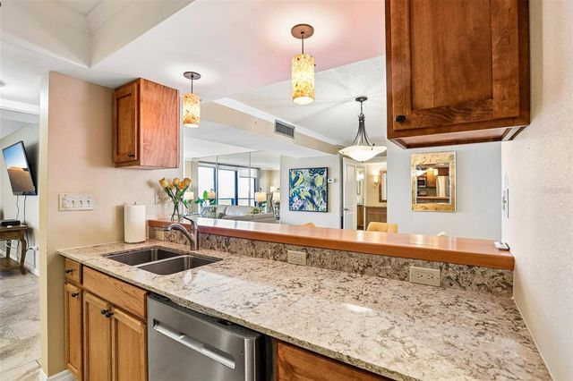 450 S GULFVIEW BOULEVARD 703, Clearwater, FL 33767