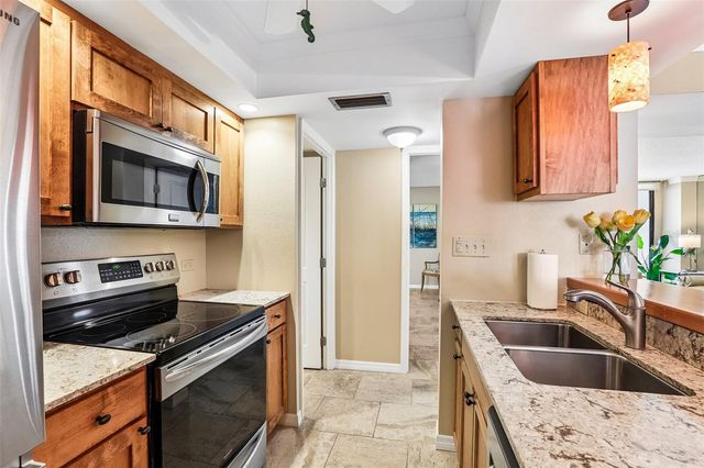 450 S GULFVIEW BOULEVARD 703, Clearwater, FL 33767