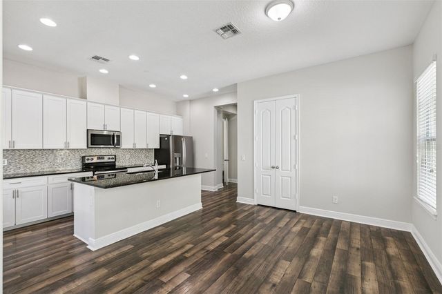 1016 PARMA CIRCLE, Lake Mary, FL 32746