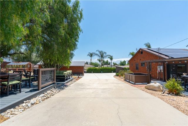 895 W 23rd, Upland, CA 91784