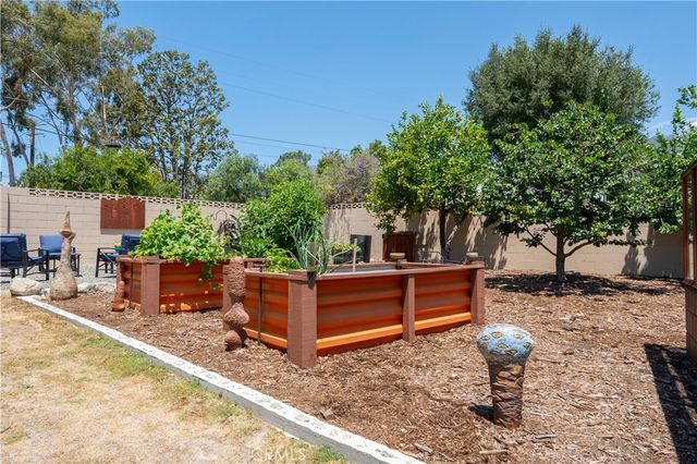 895 W 23rd, Upland, CA 91784