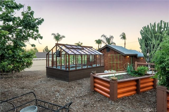 895 W 23rd, Upland, CA 91784