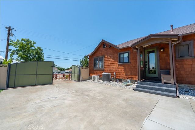 895 W 23rd, Upland, CA 91784