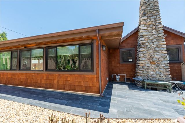 895 W 23rd, Upland, CA 91784