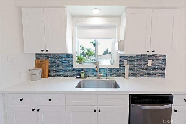 895 W 23rd, Upland, CA 91784