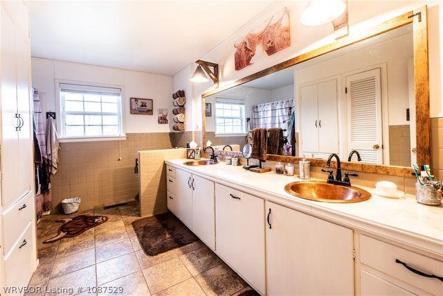 53 Grove Street, Magazine, AR 72943