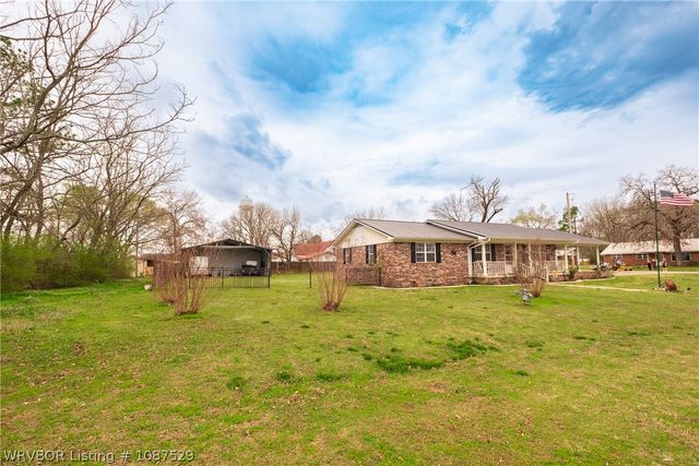 53 Grove Street, Magazine, AR 72943