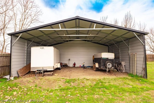 53 Grove Street, Magazine, AR 72943