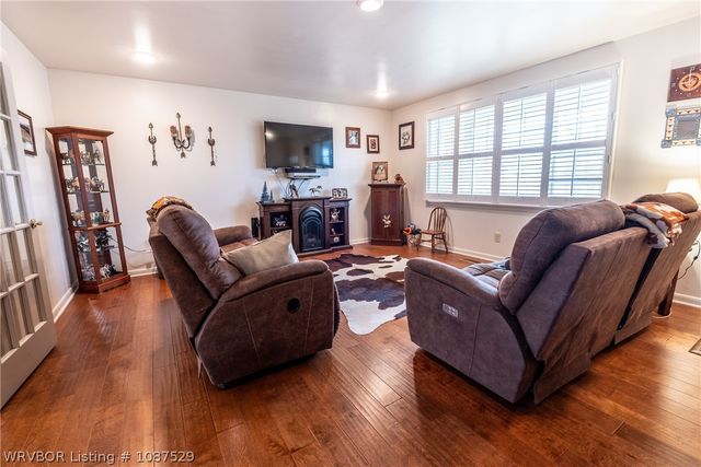 53 Grove Street, Magazine, AR 72943