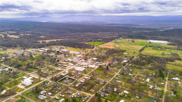 53 Grove Street, Magazine, AR 72943