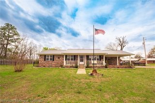 53 Grove Street, Magazine, AR 72943