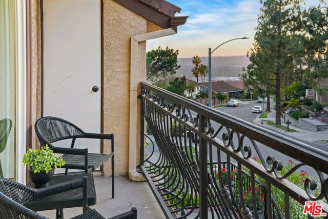 515 S Via Montana, Burbank, CA 91501