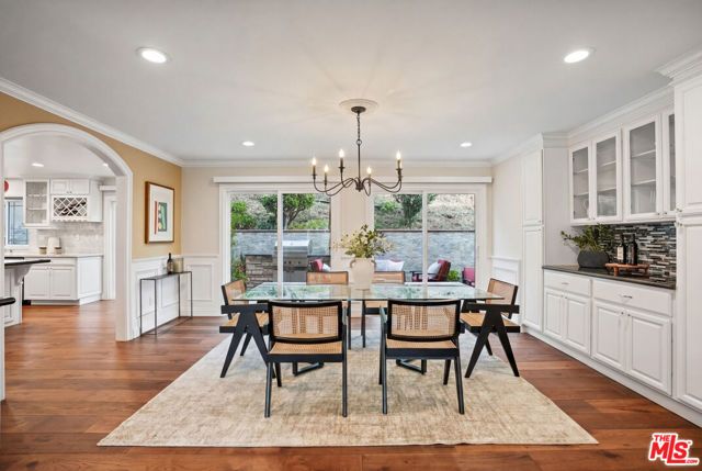 515 S Via Montana, Burbank, CA 91501