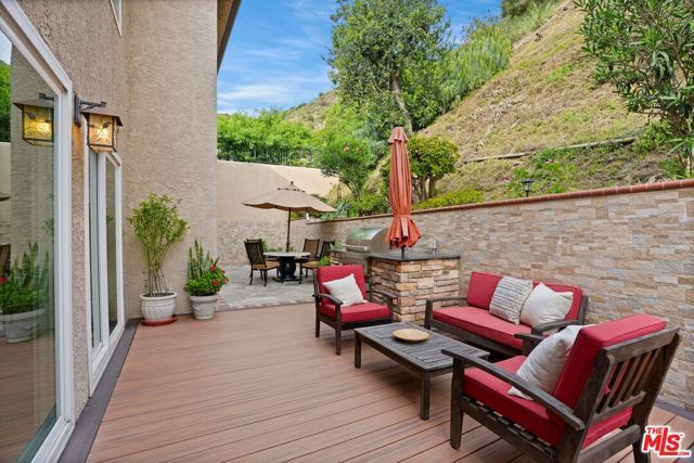 515 S Via Montana, Burbank, CA 91501