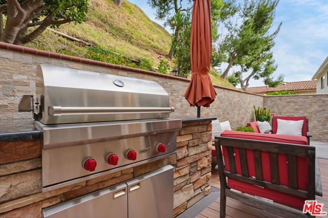 515 S Via Montana, Burbank, CA 91501