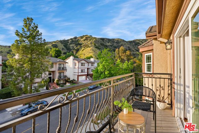 515 S Via Montana, Burbank, CA 91501