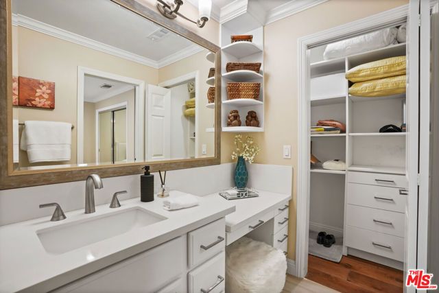515 S Via Montana, Burbank, CA 91501