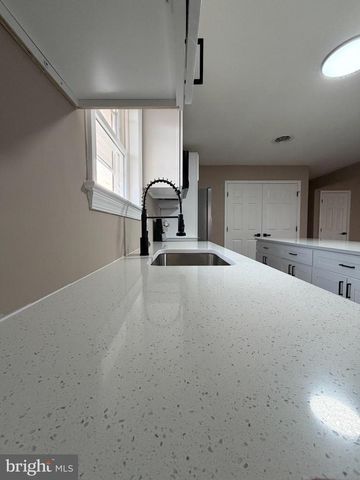 1906 HARBOR DR, Chester, MD 21619