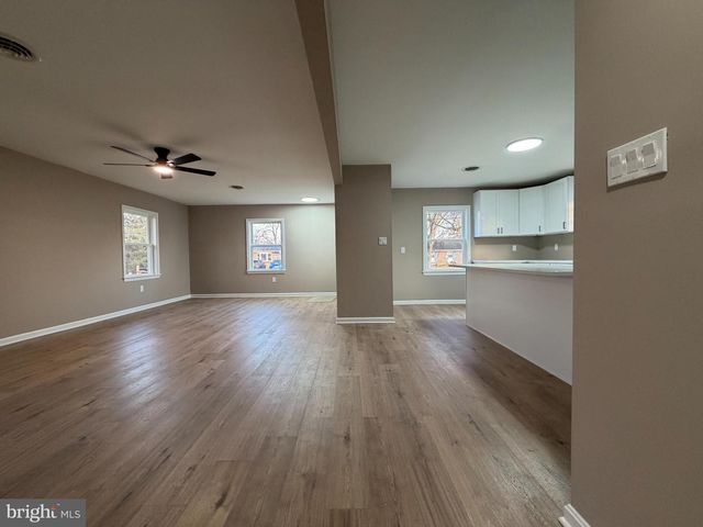 1906 HARBOR DR, Chester, MD 21619