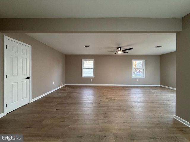 1906 HARBOR DR, Chester, MD 21619