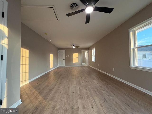 1906 HARBOR DR, Chester, MD 21619