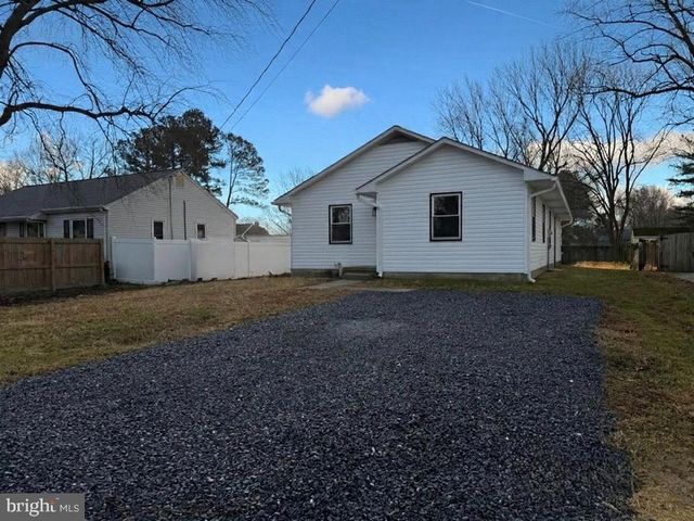 1906 HARBOR DR, Chester, MD 21619