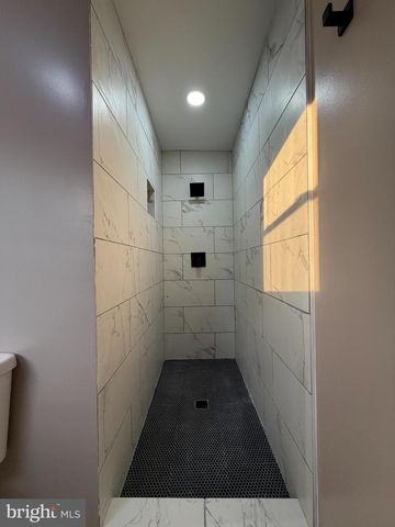 1906 HARBOR DR, Chester, MD 21619