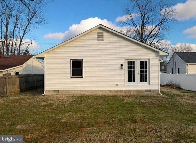 1906 HARBOR DR, Chester, MD 21619