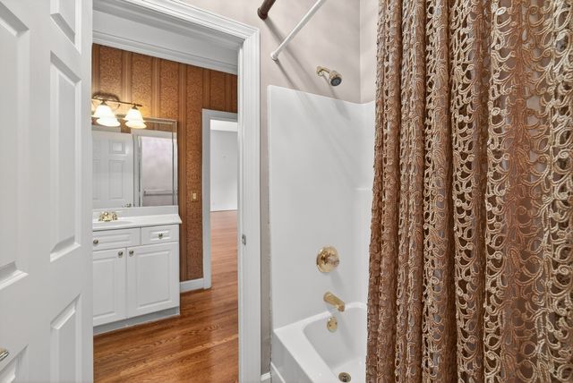 5601 Cloverland Dr Apt 118, Brentwood, TN 37027