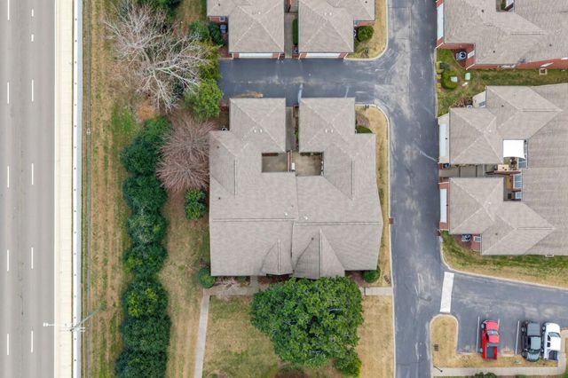 5601 Cloverland Dr Apt 118, Brentwood, TN 37027