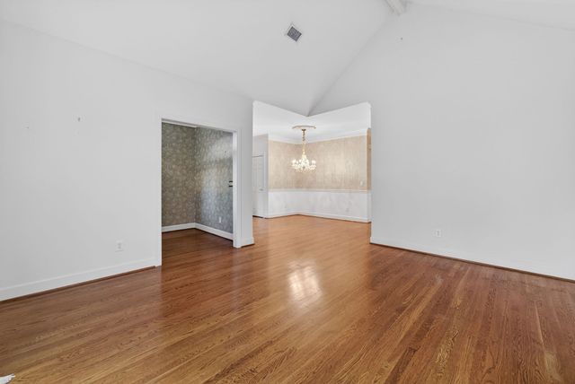 5601 Cloverland Dr Apt 118, Brentwood, TN 37027