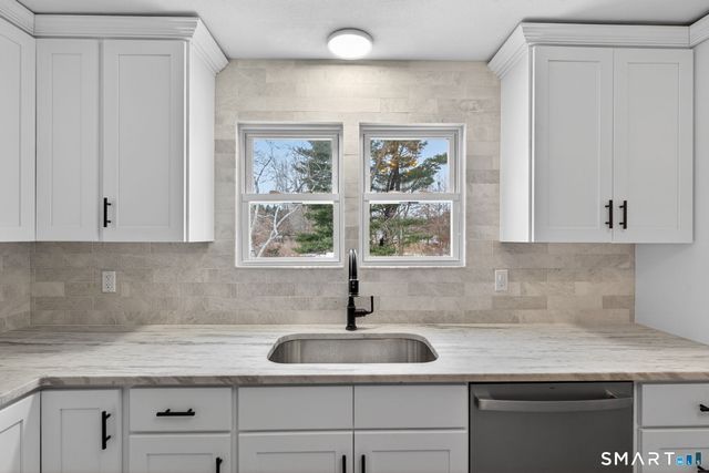 52 Barbonsel Road, East Hartford, CT 06118