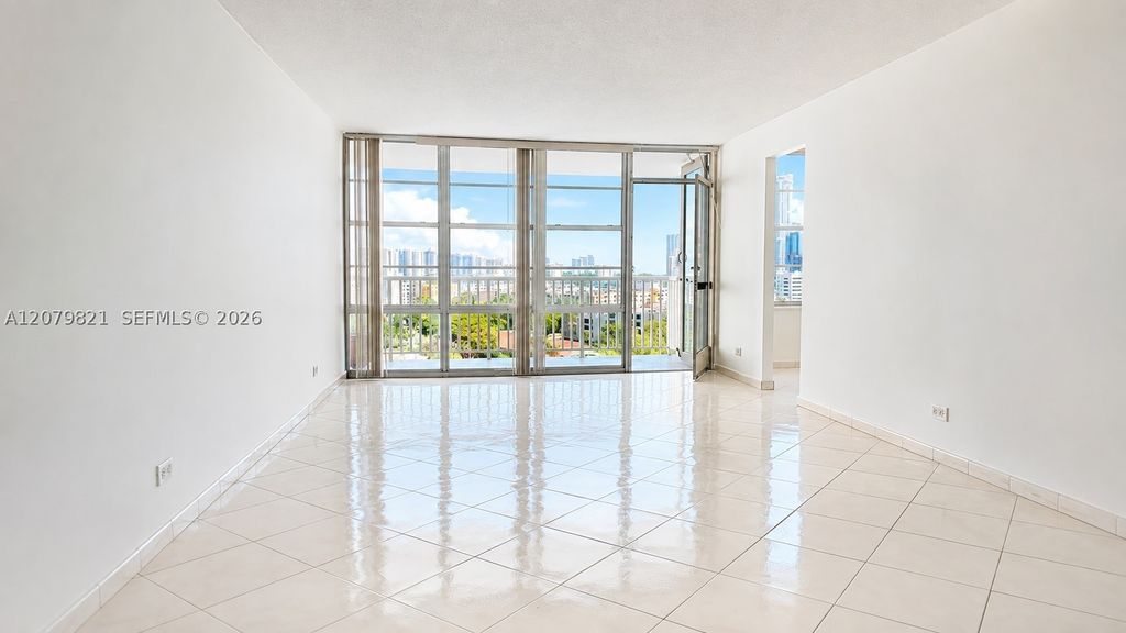 231 174th St 1215, Sunny Isles Beach, FL 33160