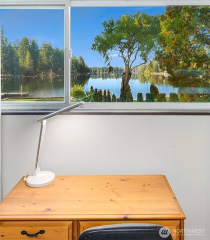 70 E Weymouth Place, Shelton, WA 98584
